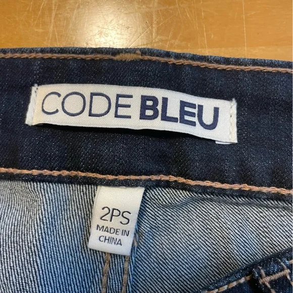 Code Bleu Chelsea Classic Straight Jeans Size 2P Short - Picture 7 of 11